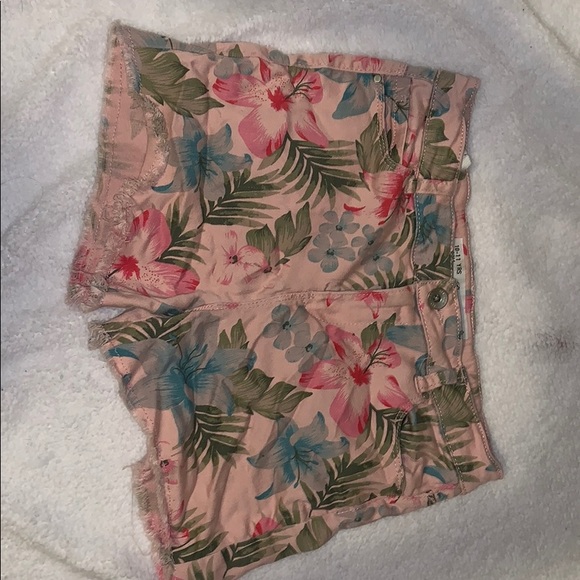 Shorts - Picture 1 of 1